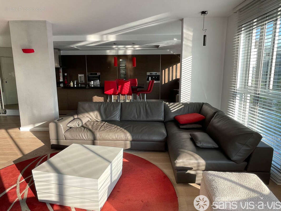 Appartement à SURESNES
