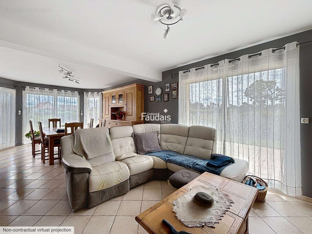 Maison 155 m² à Saint-Andre-De-Bohon  - photo 2