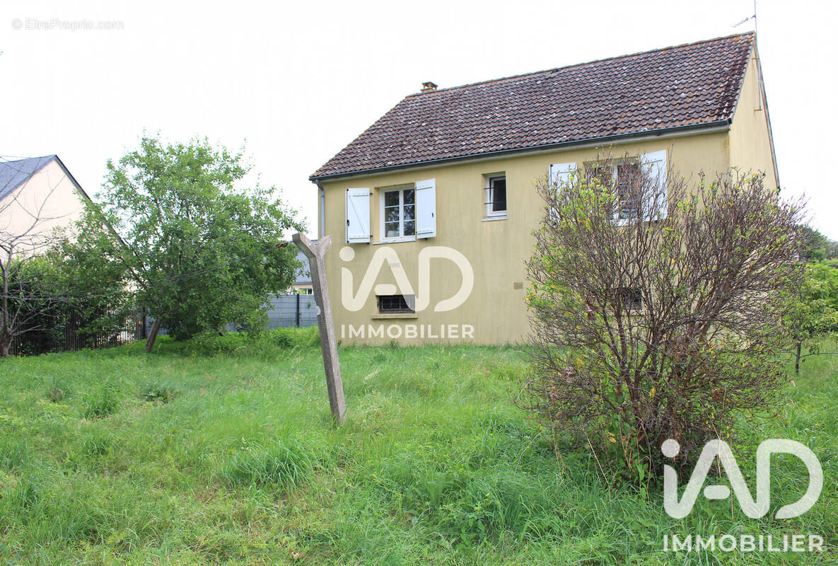 Photo 1 - Maison à SAINTE-SUZANNE