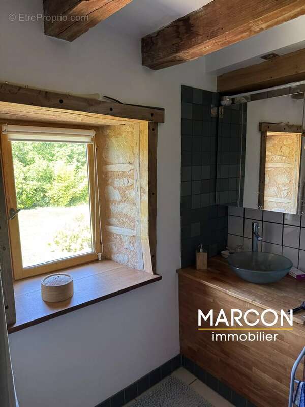 Belle fermette de 176 m² - Secteur JARNAGES - photo 25