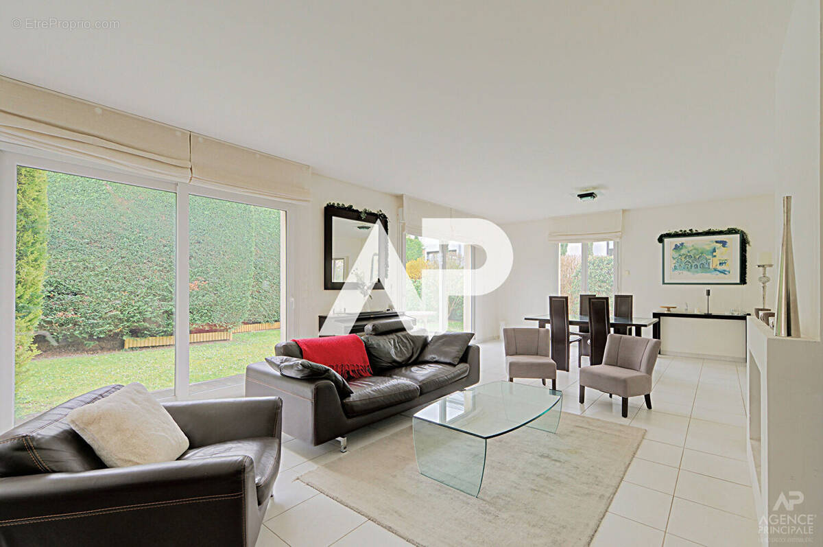 Maison à RUEIL-MALMAISON