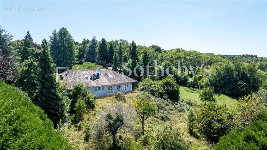 Maison à SAINT-PAUL-EN-CHABLAIS
