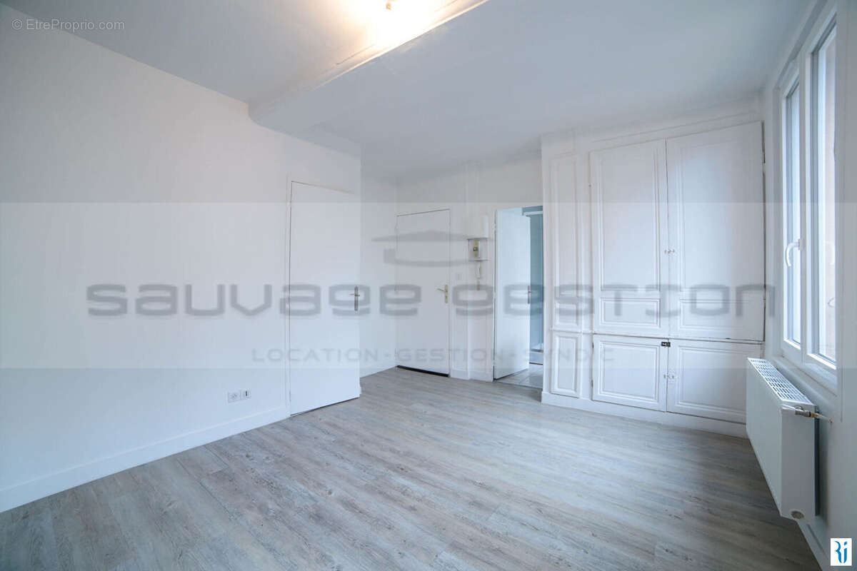Appartement à DEVILLE-LES-ROUEN