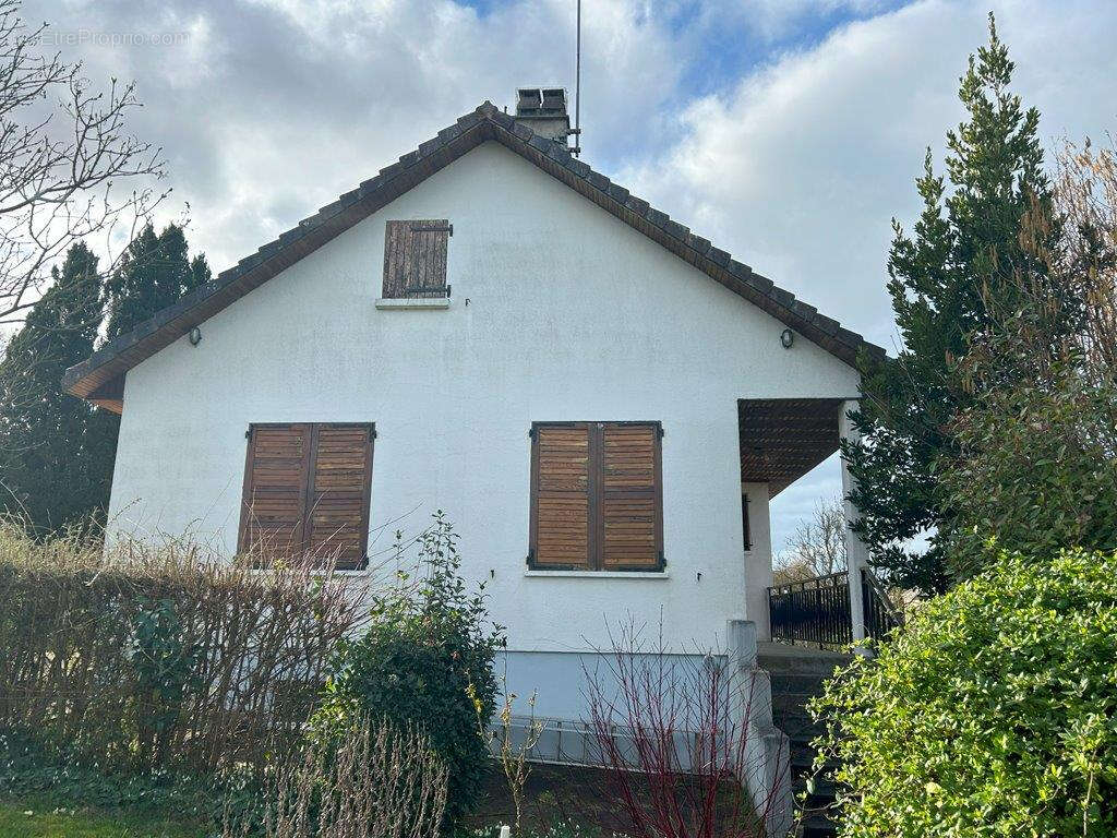 Maison à AUTHON-DU-PERCHE