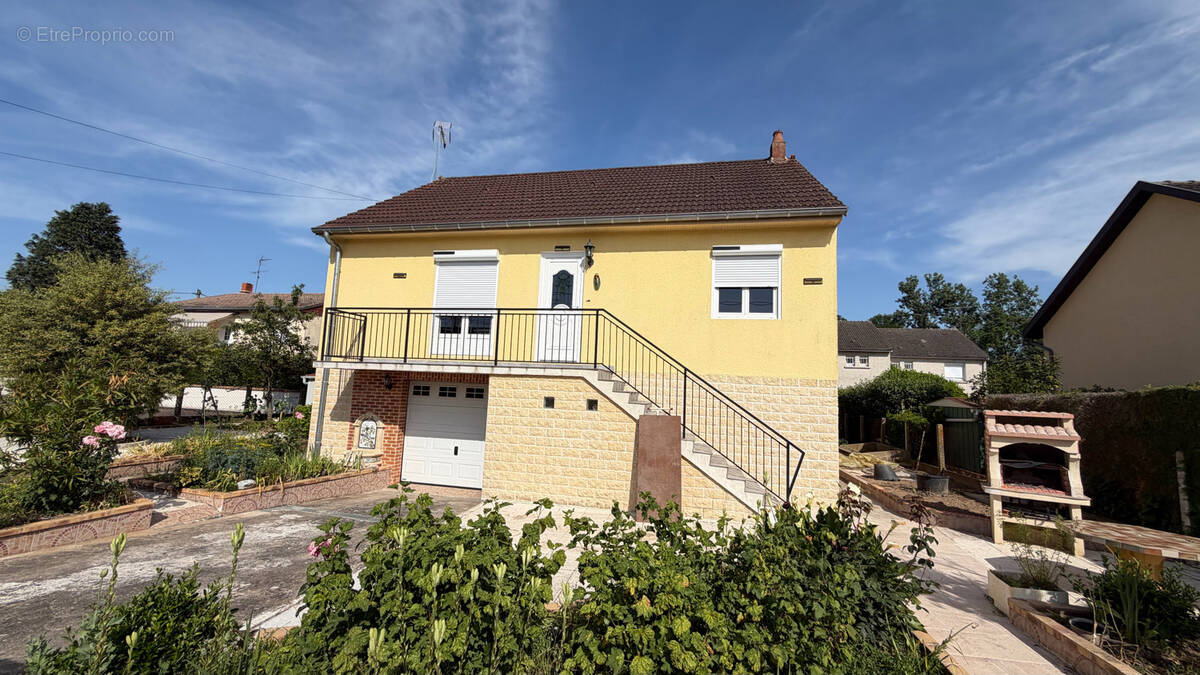 Maison à DIOU