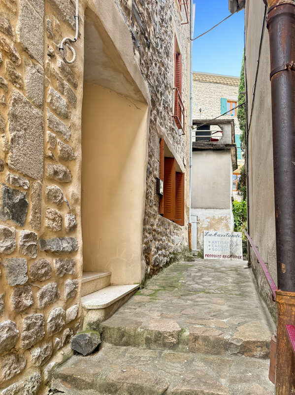 Maison à ANTRAIGUES-SUR-VOLANE