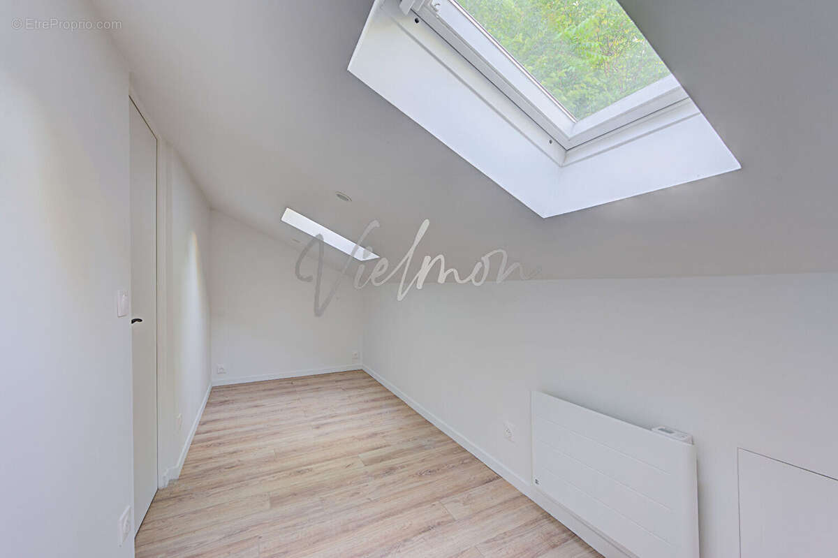 Appartement Saint Germain En Laye 1 pièce(s) 17.21 m2 - photo 5