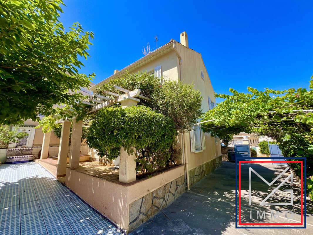 Maison à SIX-FOURS-LES-PLAGES