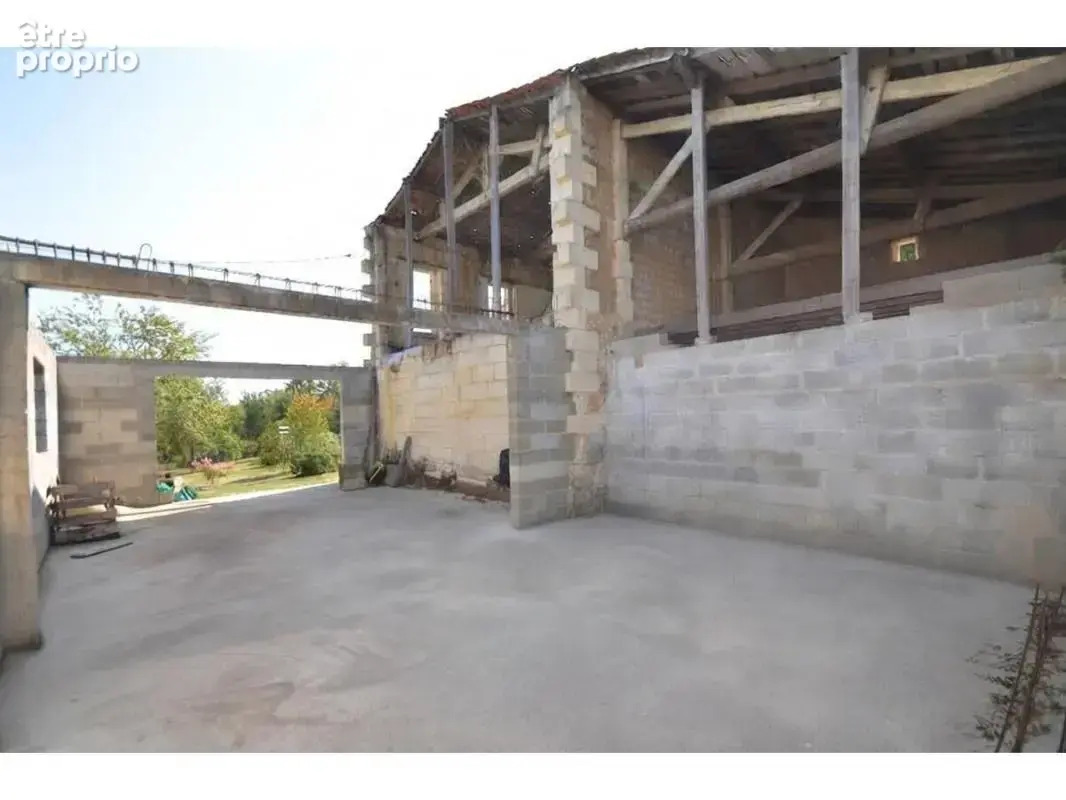 Maison 4 pièces 200 m² à vendre à Chamadelle (33230) - photo 5