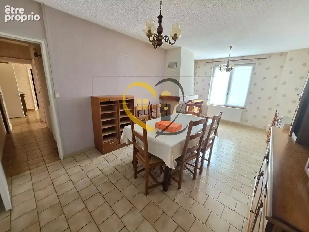 Maison de plain-pied – 3 chambres, dépendances et terrain de 2 116 m² - photo 3
