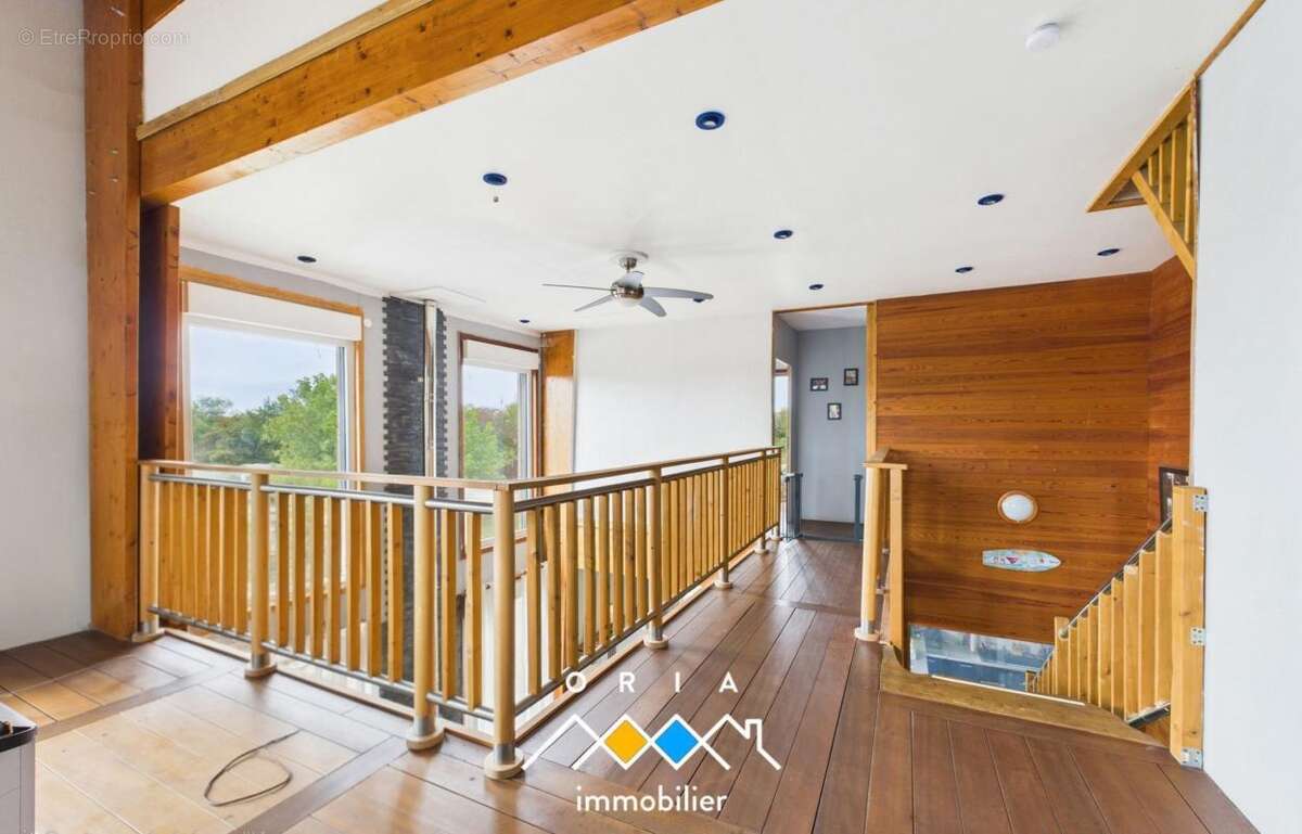 Maison à CHAMBLEY-BUSSIERES