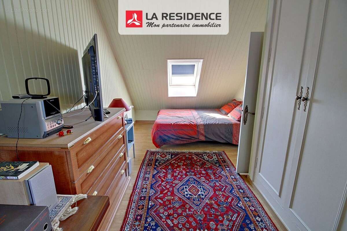 Maison à VAUX-SUR-SEINE