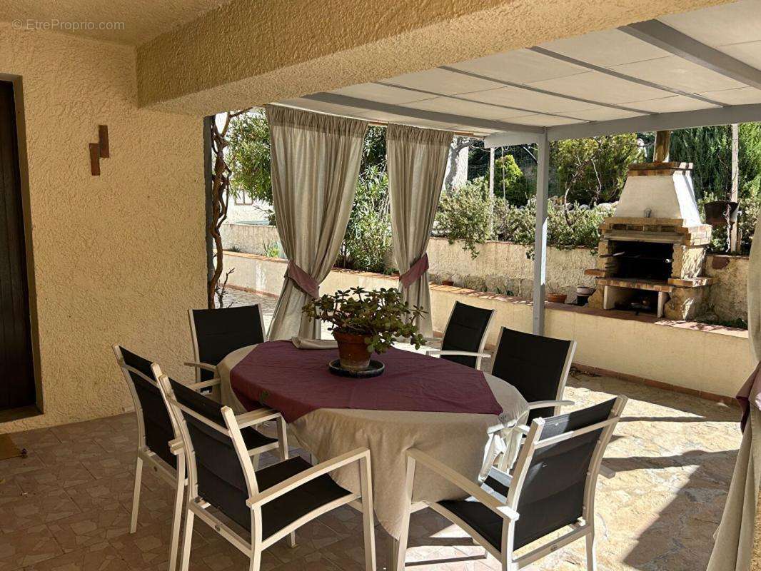 Maison à VAISON-LA-ROMAINE