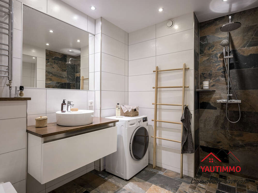 Appartement à SAINT-CERGUES