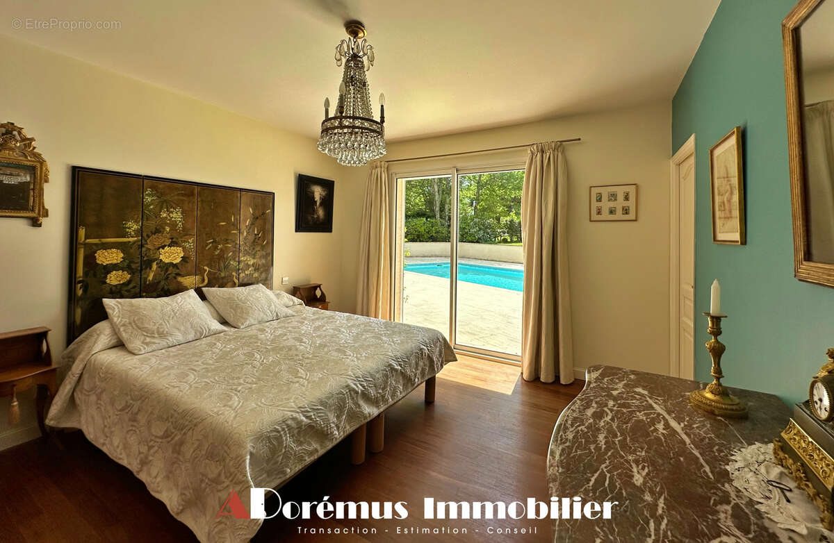 Maison à SAINT-SULPICE-ET-CAMEYRAC