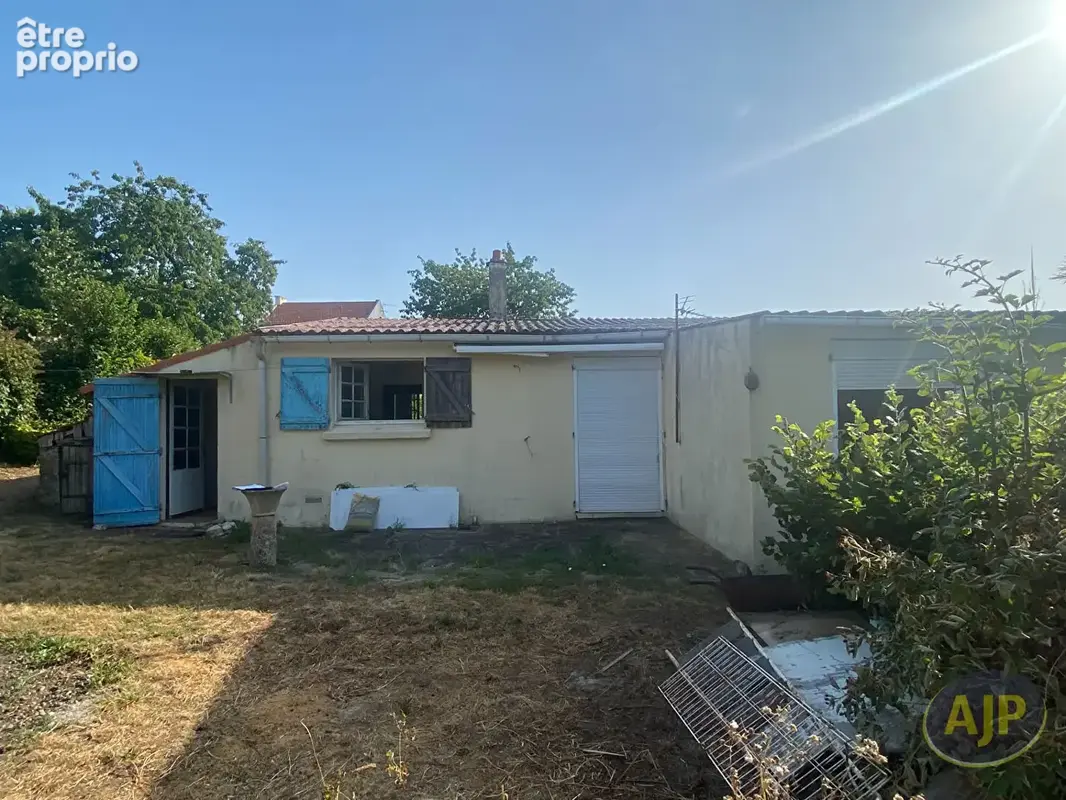 Maison à rénover avec jardin - photo 12