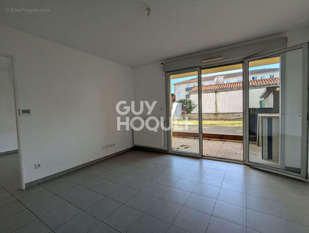 Appartement à DECINES-CHARPIEU