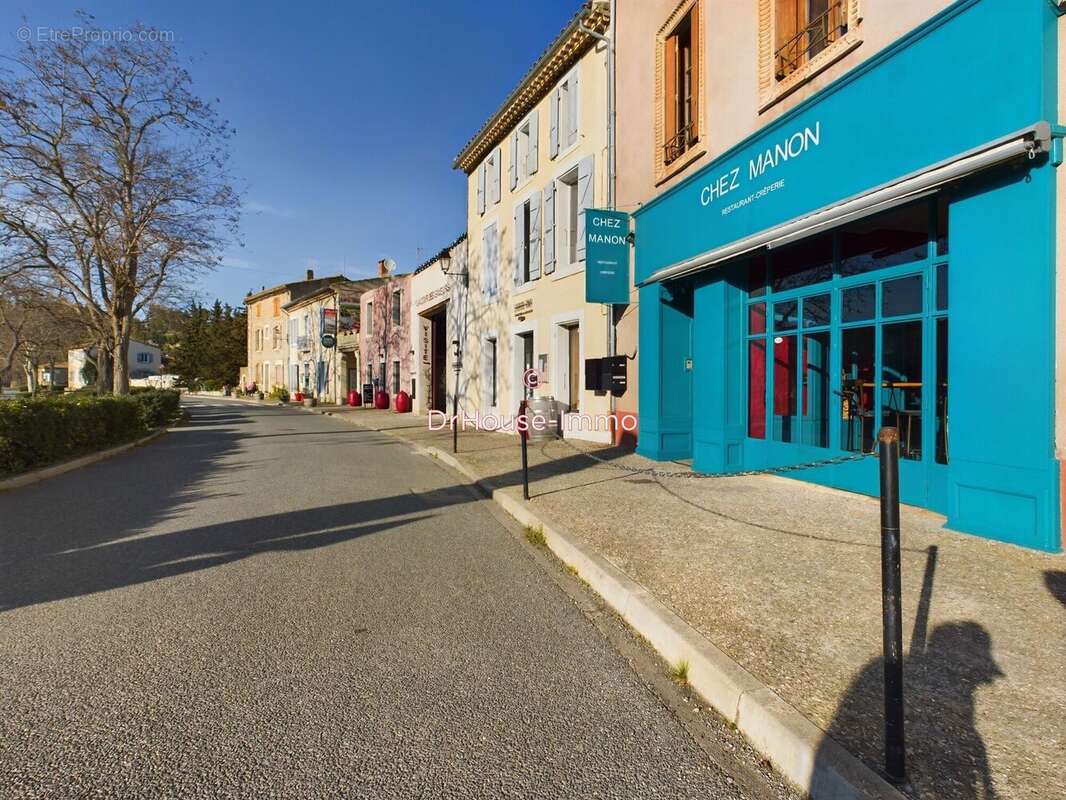 Appartement à LAGRASSE