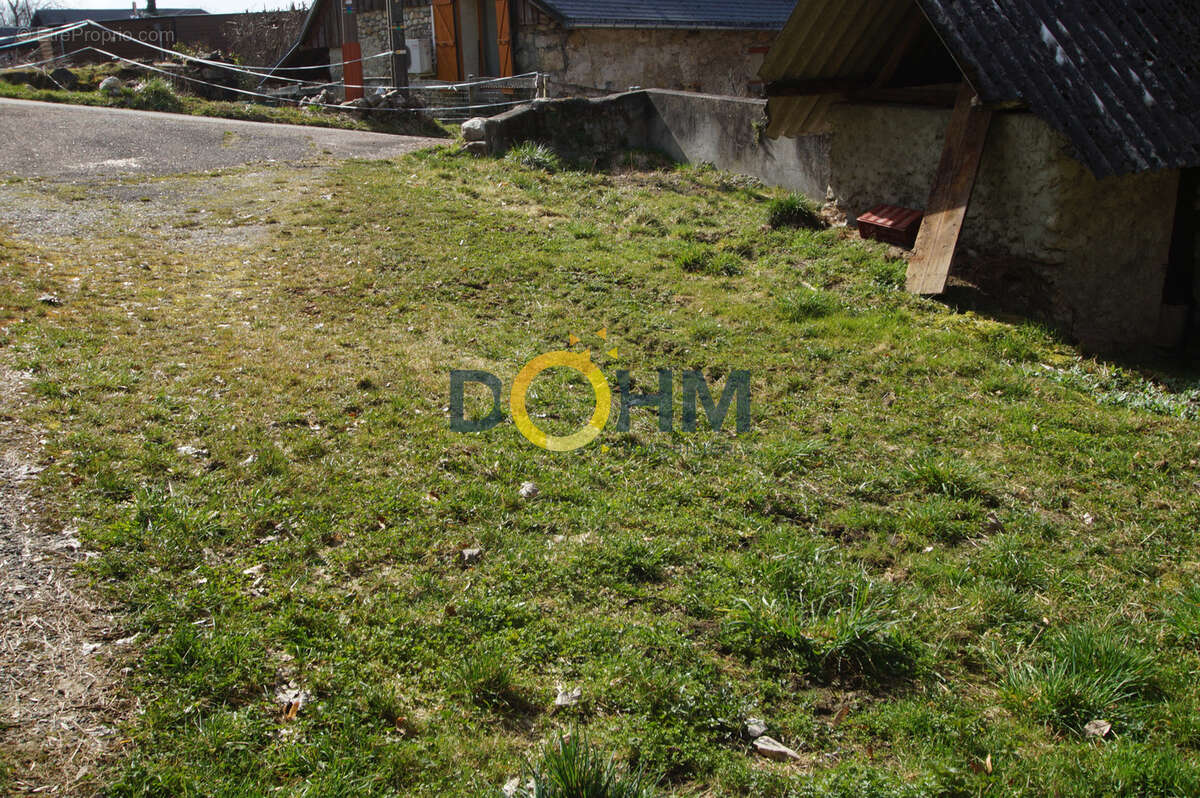 Ancien corps de ferme a vendre d'une surface au sol de 258 m2 - photo 9