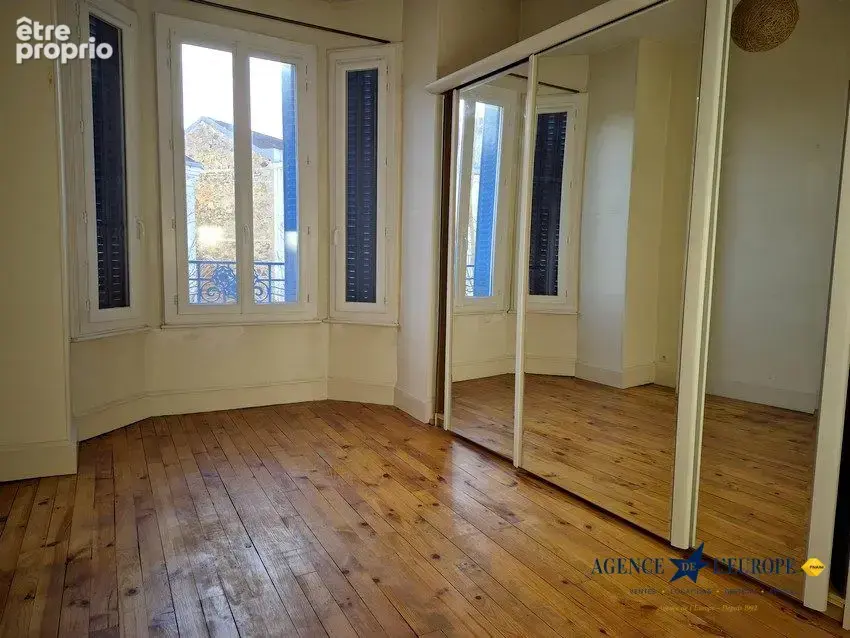 Appartement 81 m² à Vichy  - photo 5