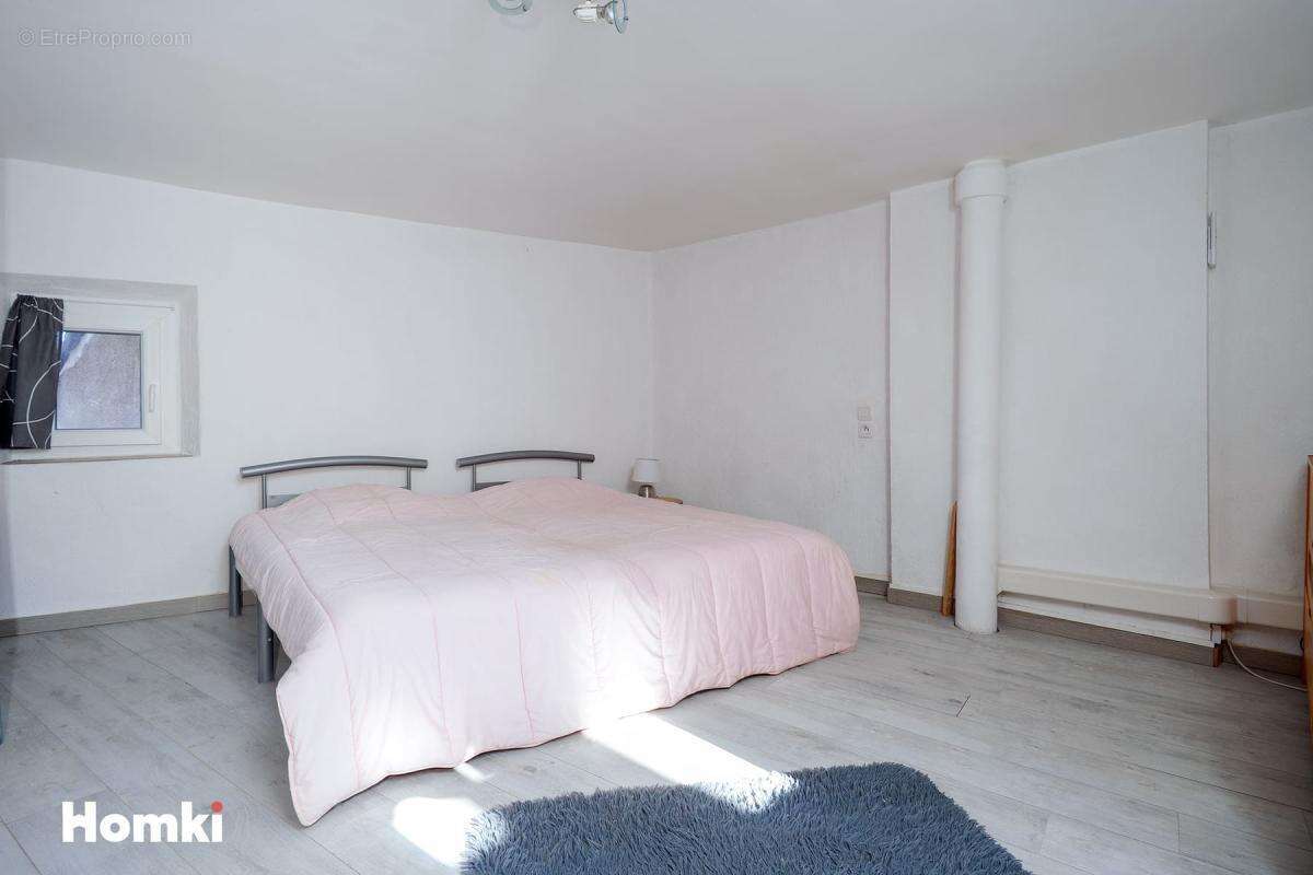 Maison de ville T3 de 70 m2 à Cazouls-lès-Béziers 34370 - photo 4