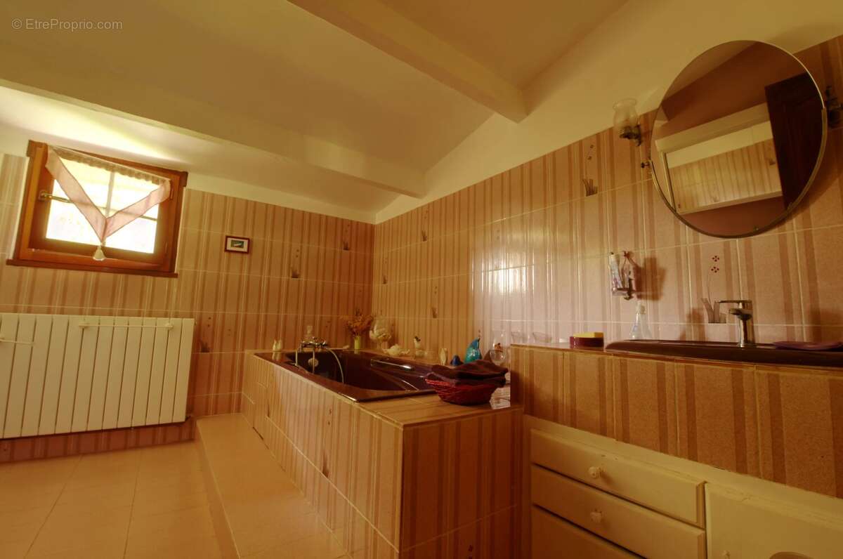 Maison à GURCY-LE-CHATEL