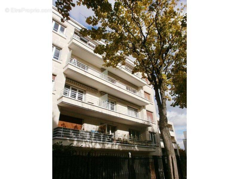 Appartement à LE PERREUX-SUR-MARNE