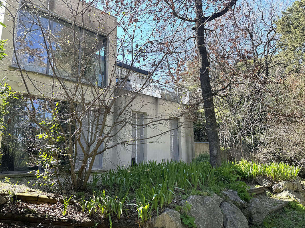 Maison à VILLENEUVE-LES-AVIGNON