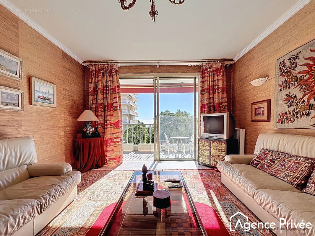Appartement à CAGNES-SUR-MER