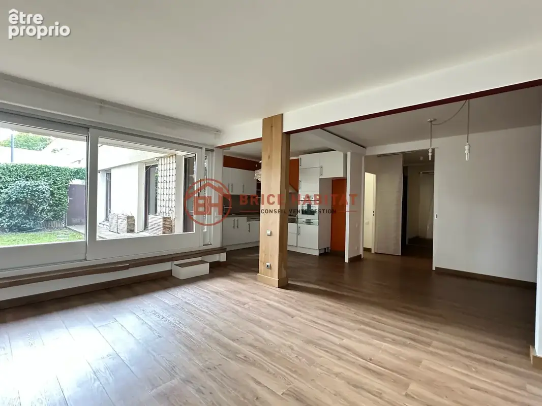 T4 en rez-de-jardin avec 2 parkings sous-sol - photo 2