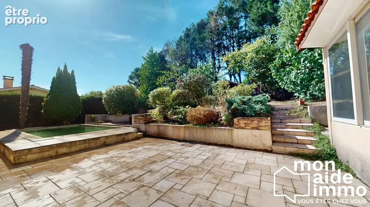 Maison 5 pièces 129 m² à vendre à Fargues-Saint-Hilaire (33370) - photo 3