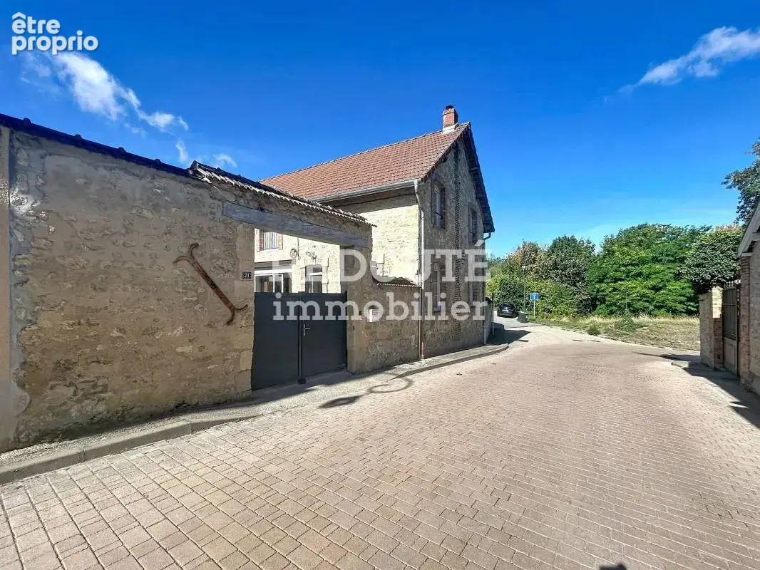Maison 6 pièces familiale avec cour et jardin - Reims Rosnay - photo 15