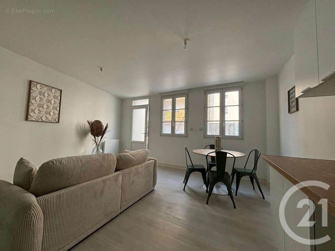 Appartement 35 m² à Angers  - photo 5