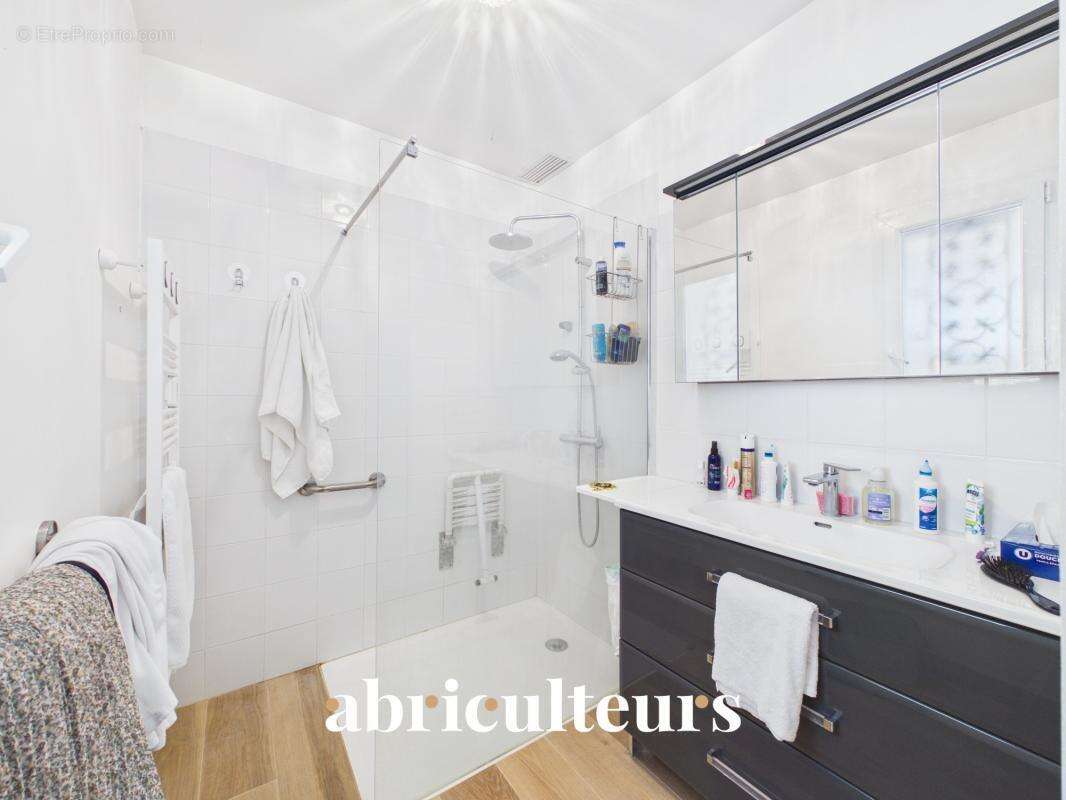 Villa composée de deux logements indépendants – Lauris, Luberon - photo 13