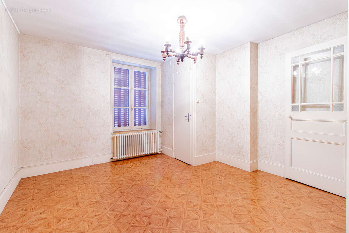 Maison à BOGNY-SUR-MEUSE