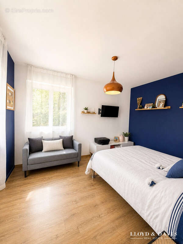 Maison à VERNEUIL-EN-HALATTE