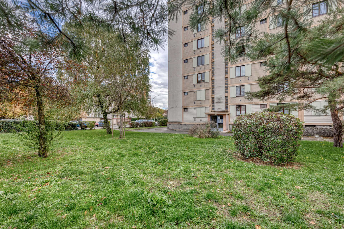 Appartement à ECHIROLLES