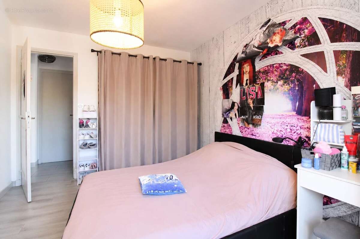 Appartement à SAINT-MARTIN-DU-VAR