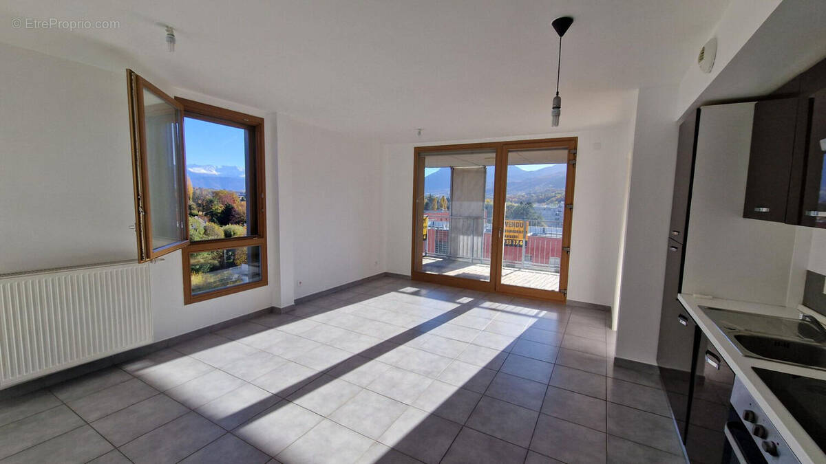 Appartement à LA RAVOIRE