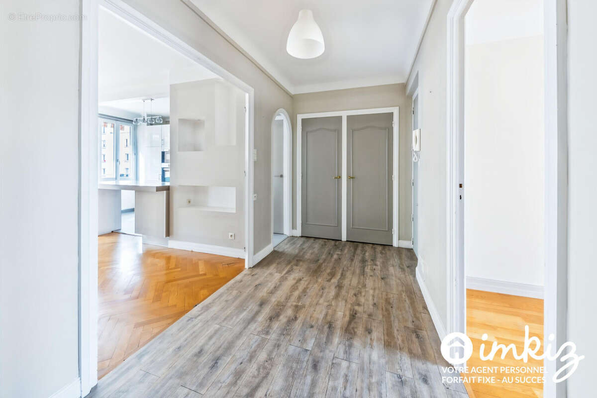 Appartement à LYON-6E