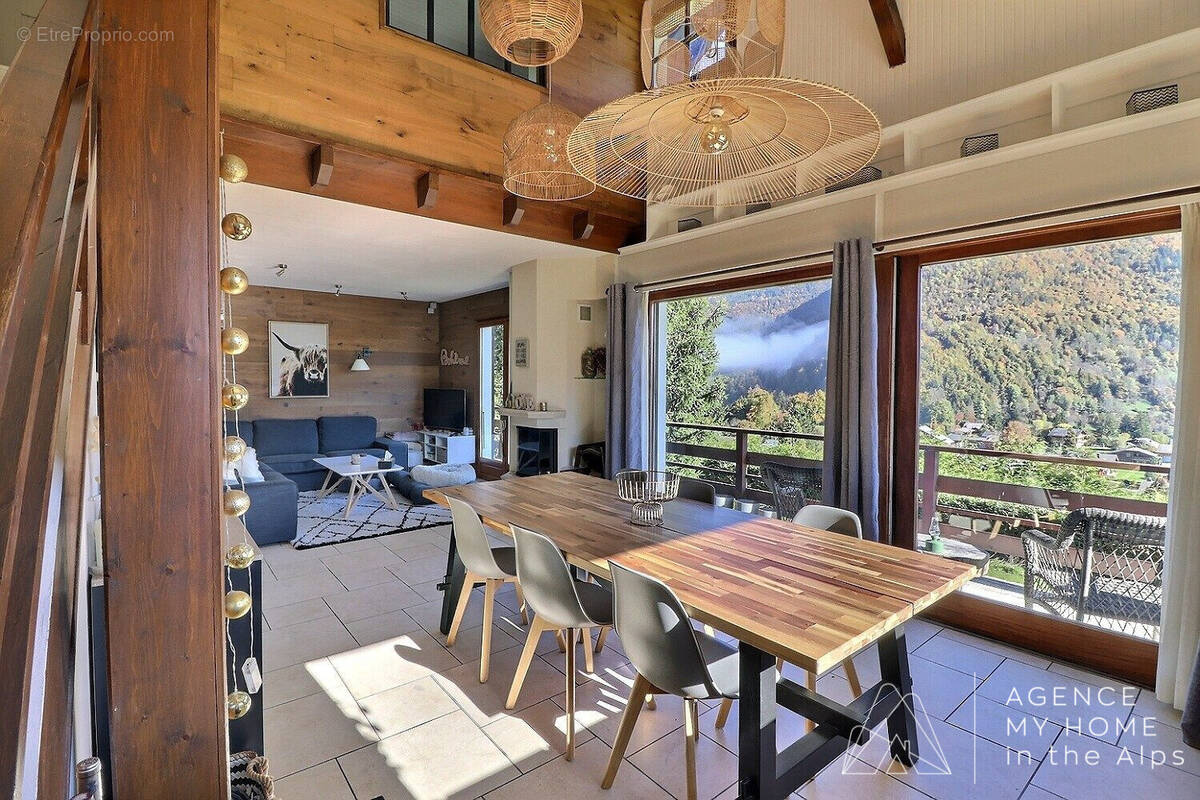 Maison à ESSERT-ROMAND