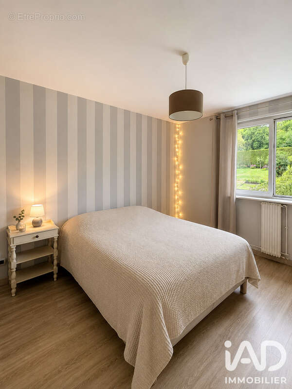 Maison 100 m² à Saint-Etienne-Au-Mont  - photo 6