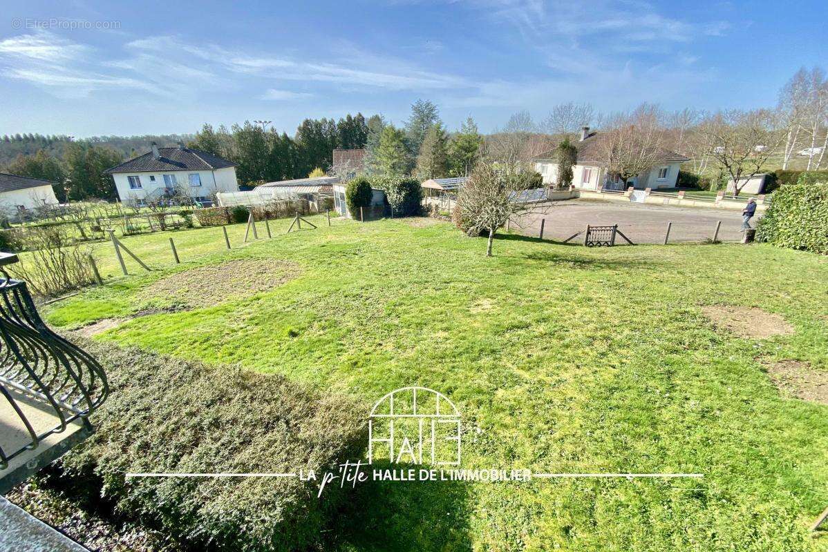 Maison 121 m² à Oradour-Sur-Glane  - photo 11