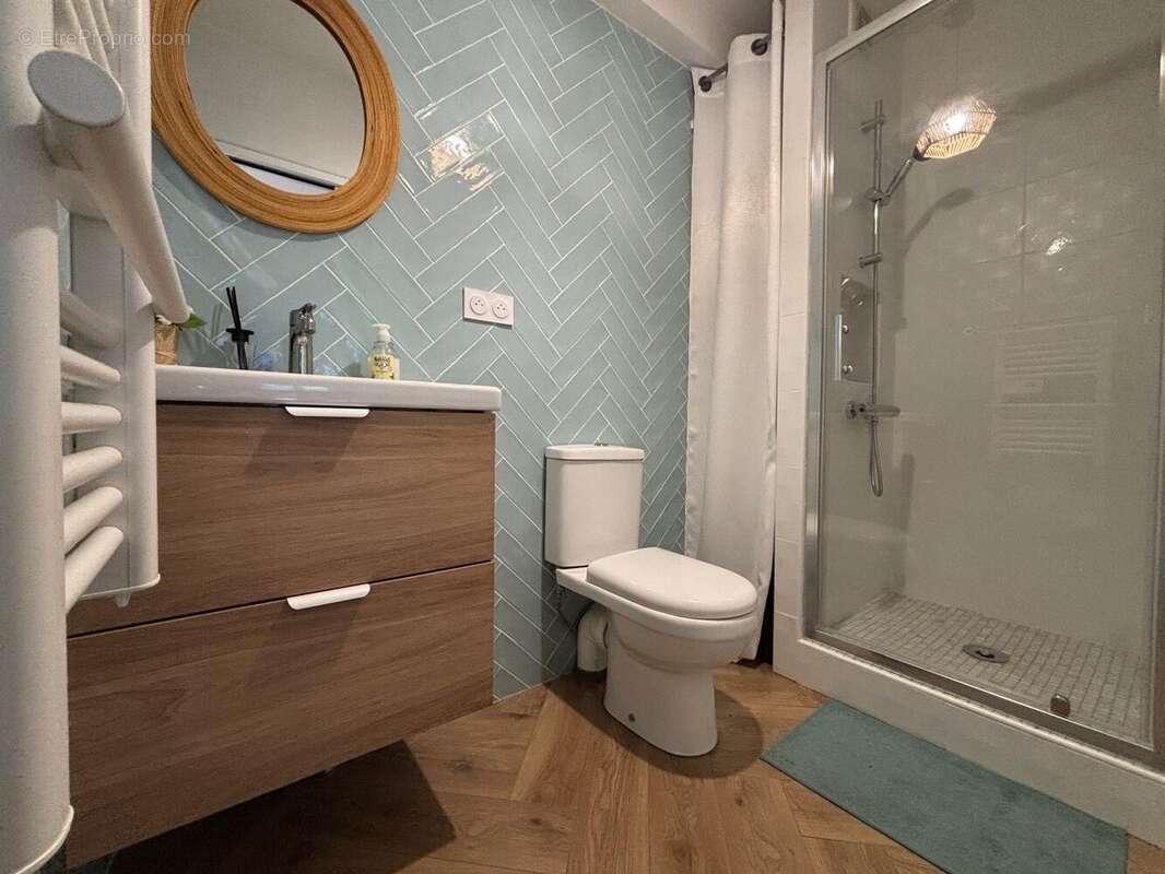 Maison à SAINT-PIERRE-DU-PERRAY