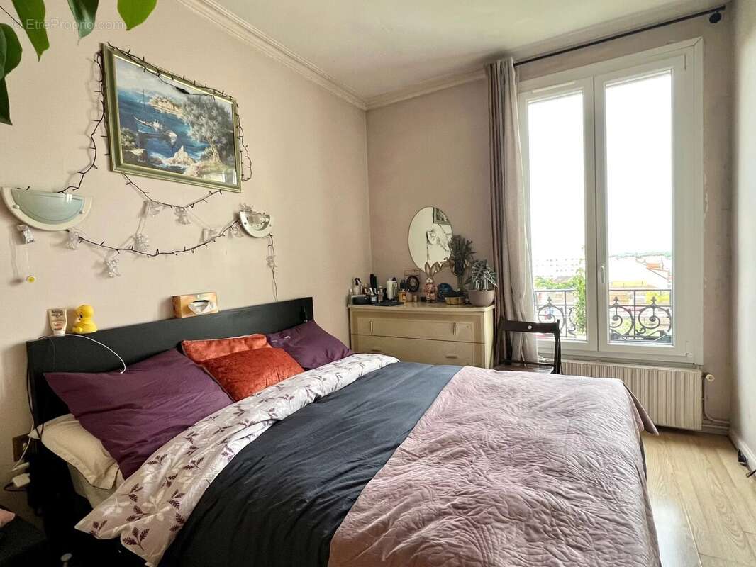 Appartement à FONTENAY-SOUS-BOIS