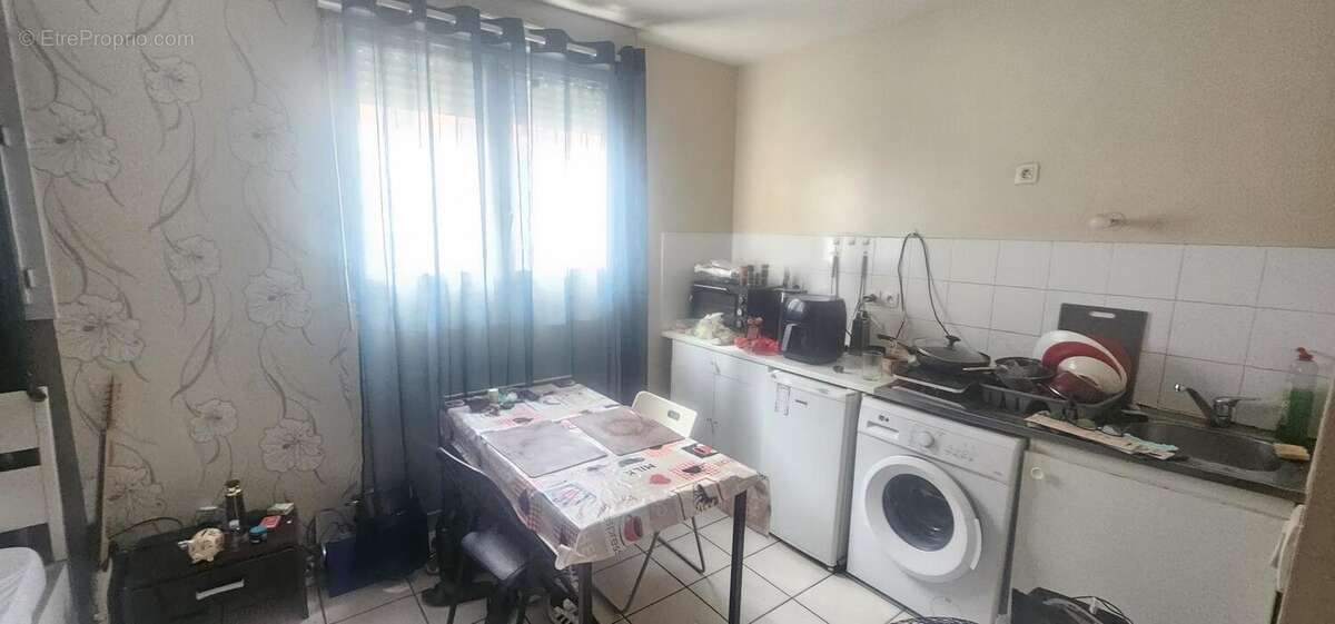 Appartement à DECINES-CHARPIEU