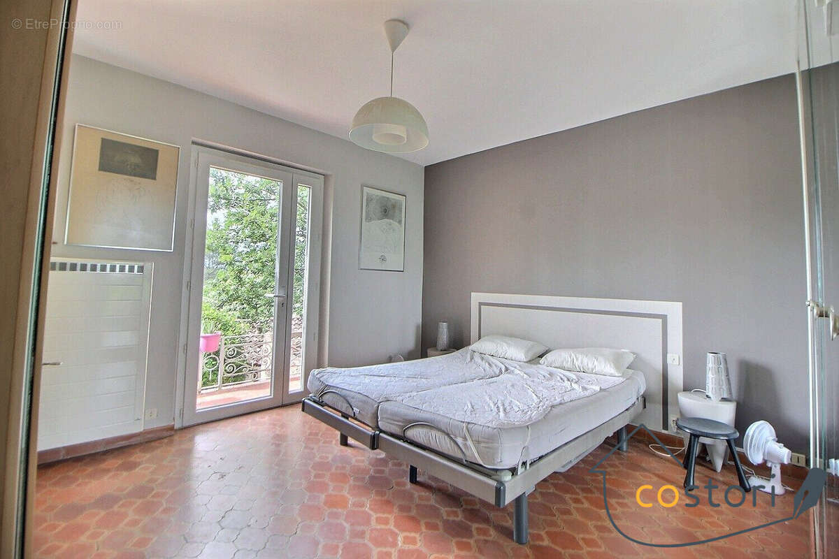 Maison à TRANS-EN-PROVENCE