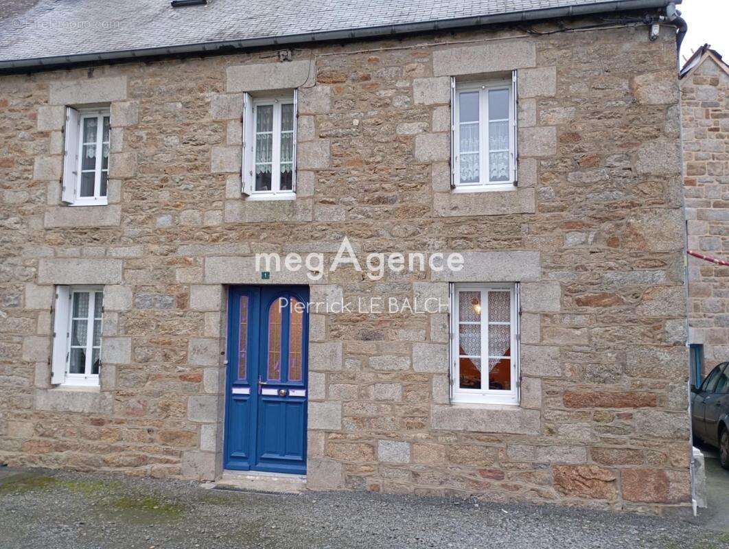 Maison à LE VIEUX-MARCHE