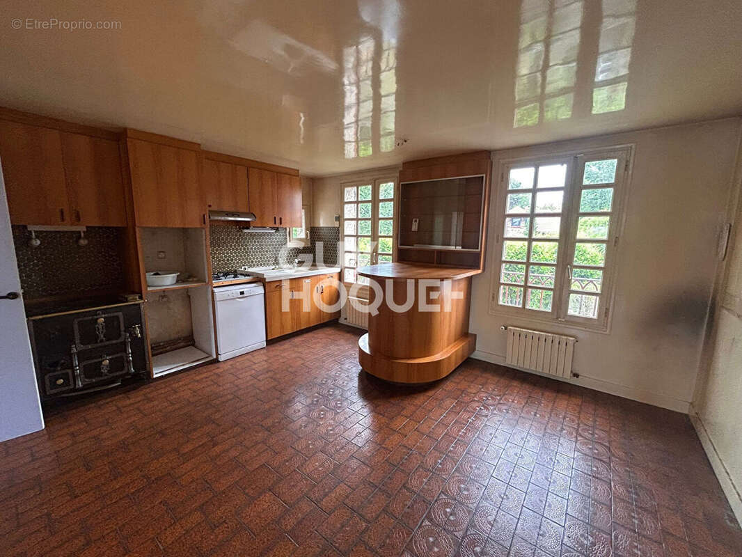 Maison à LES PAVILLONS-SOUS-BOIS