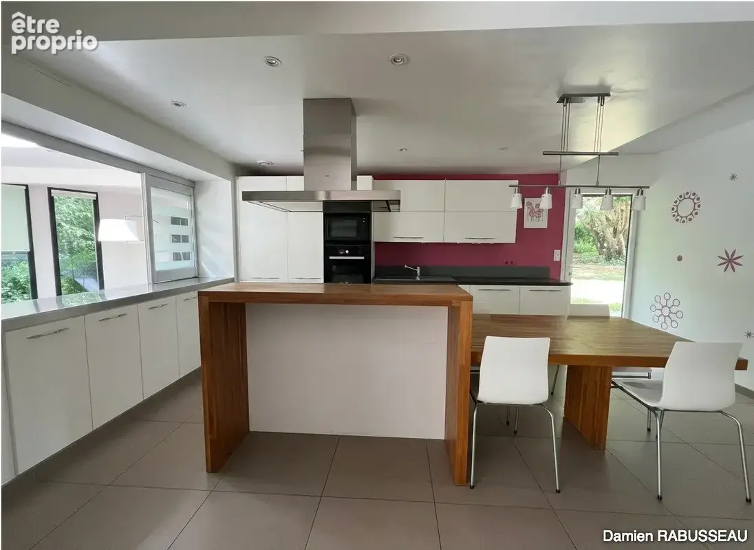 Maison 179 m² à Laille  - photo 6